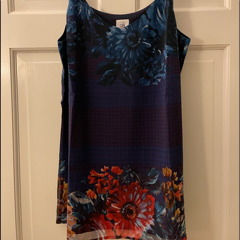 CAbi Artist Cami Sz Med NWOT